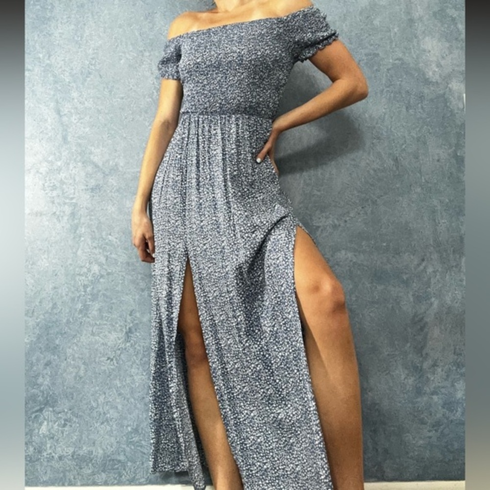 Off-Shoulder Blue Floral Maxi Dress with Side Slits